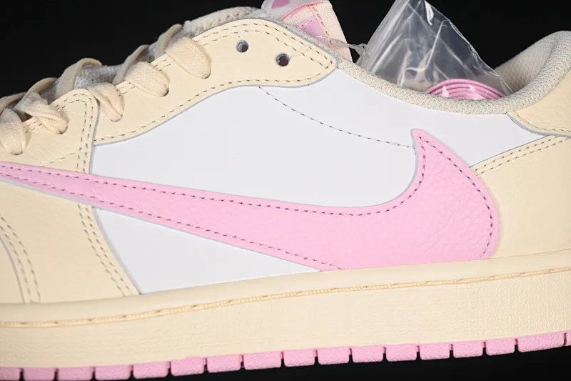 All Categories Air Jordan Jordan Series Basketball Shoes Air Jordan 1 Low Foreign Trade Version Travis Scott x Air Jordan 1 Low OG AJ1 Joe 1 Joint Undercut IQ7604-100